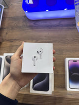 AirPods 4